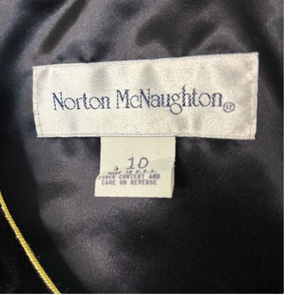 Vintage Norton McNaughton Black Velvet Jacket with Gold Trim and Buttons Size 10 - Picture 4 of 5